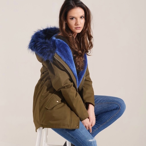 BLUE FUR PARKA - Picture 5 of 12